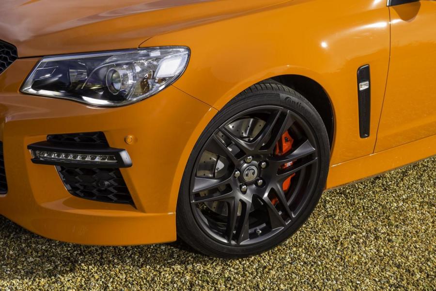  Vauxhall VXR8 GTS 2014 года  (фото 36 из 88)